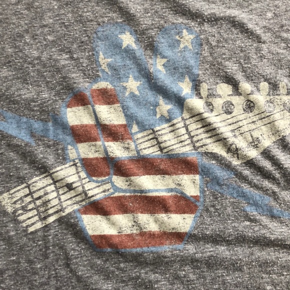 Fourth of July Lucky Brand tee - Picture 2 of 3